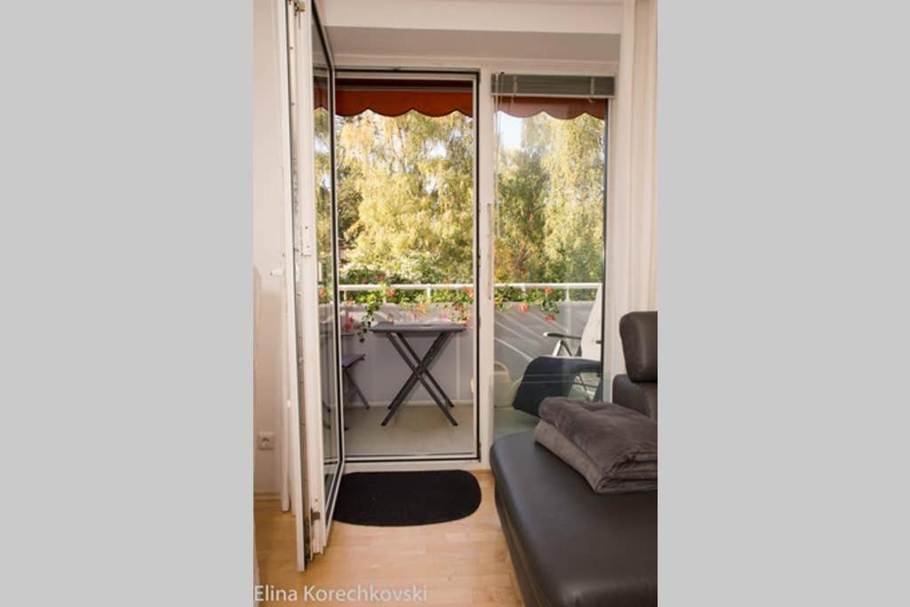 Bahnhofsnahe, Ruhige Und Sonnige 2 Zimmerwohnung Im Dichterviertel ヴィースバーデン エクステリア 写真